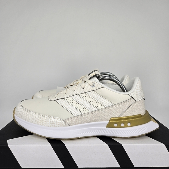 New adidas S2G 24 Leather Spikeless Golf Off White Gold Women's Shoes Size 8.5